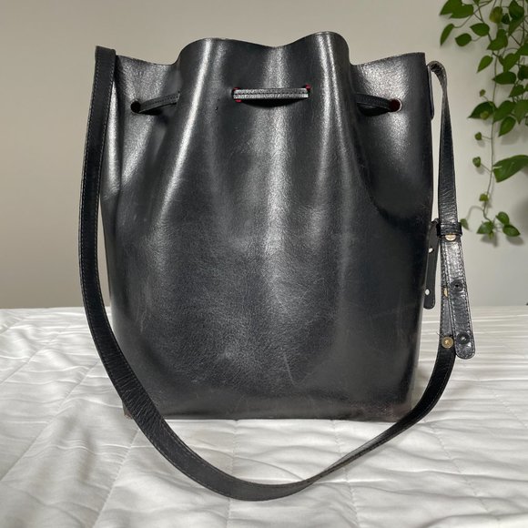 Mansur Gabriel crossbody/shoulder bucket bag - Picture 3 of 11